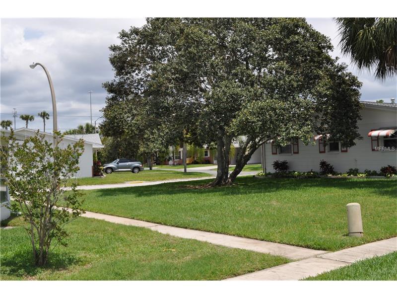 9923 DAHLIA STREET N, Pinellas Park, FL 33782