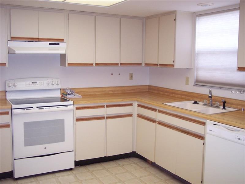 8711 40TH WAY N, Pinellas Park, FL 33782