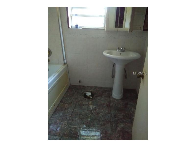 6698 90TH AVENUE N, Pinellas Park, FL 33782