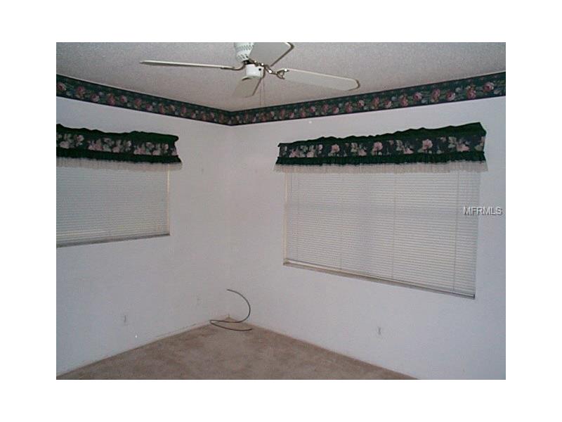 9827 MAINLANDS BOULEVARD E, Pinellas Park, FL 33782