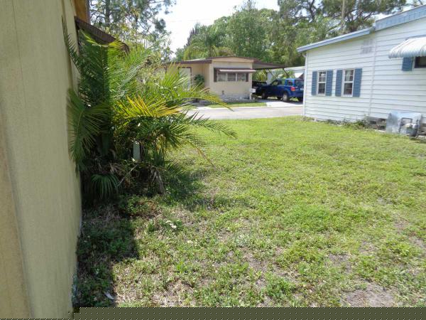 Lake Bon Bon Mobile Home Park6190 62 AVE N #22Saint Petersburg, FL 33784
