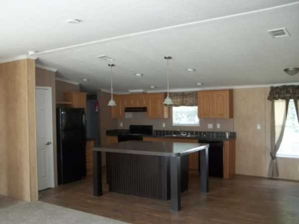 Sunshine Village Mobile Home Community 1234 Reynolds RoadLakeland, FL 33801