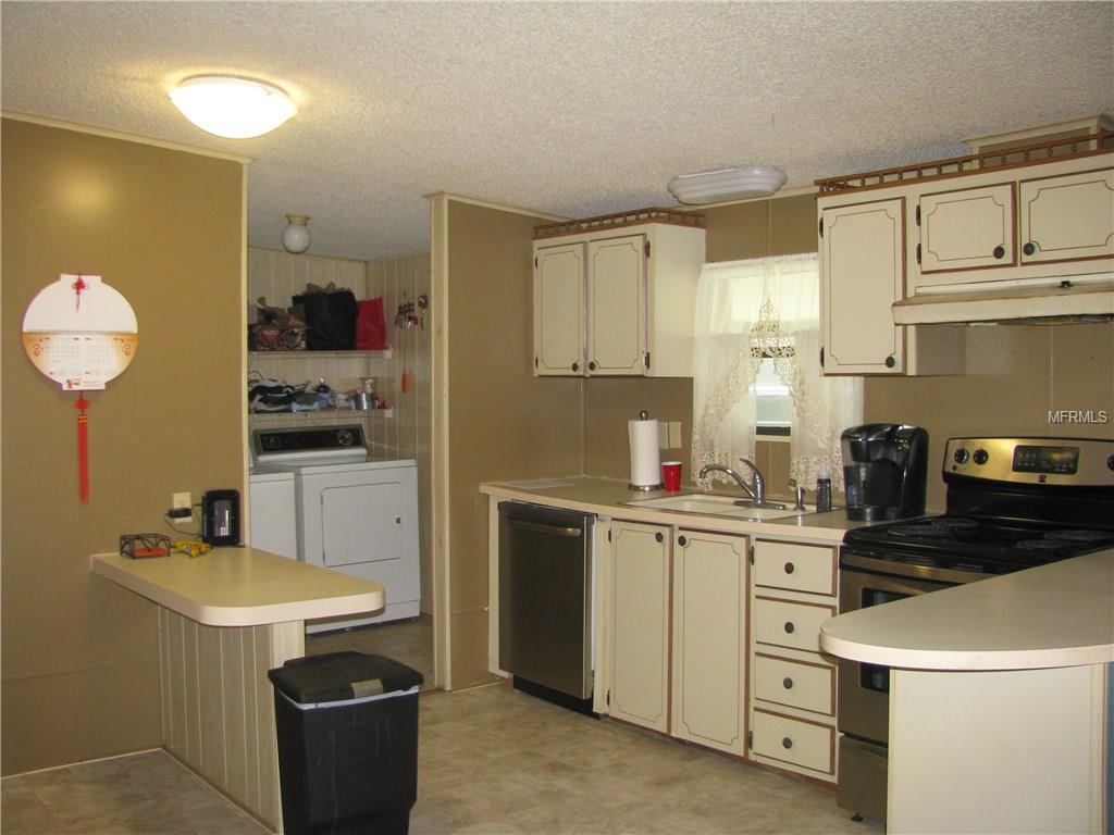 436 Leisure Pl, Lakeland, FL 33801