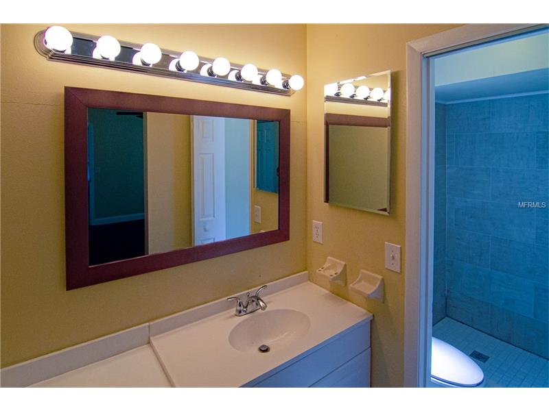1606 CRYSTALVIEW TRAIL, Lakeland, FL 33801
