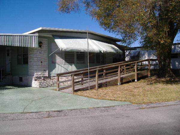 Beacon Hill Colony735 Stokely LaneLakeland, FL 33803