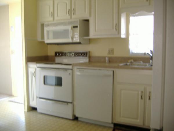 Beacon Hill Colony735 Stokely LaneLakeland, FL 33803