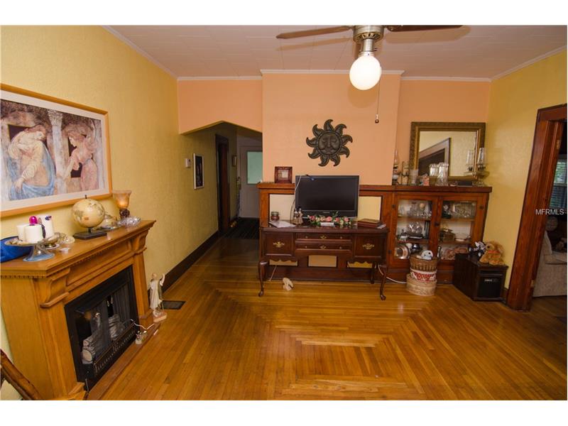 537 HUNTER STREET, Lakeland, FL 33803
