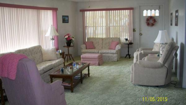 Lakeside Hills Estates 727 Forest Lake DriveLakeland, FL 33809