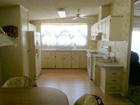 Foxwood Village1626 Bassett DriveLakeland, FL 33810