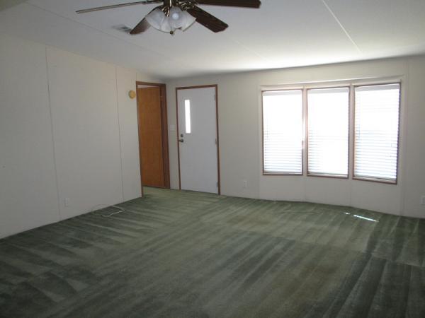 Highland Village Mobile Home Park122 Moller WayLakeland, FL 33810