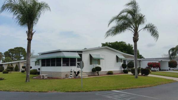 Foxwood Village1592 Valiant DriveLakeland, FL 33810