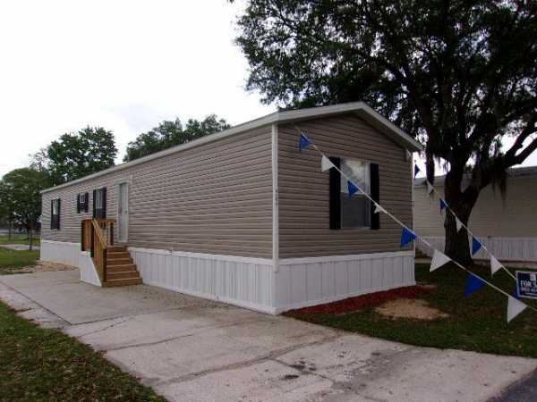 Greenbrier Village 7247 Greenbrier Village RoadLakeland, FL 33810