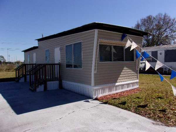 Greenbrier Village 7051 Greenbrier Village DriveLakeland, FL 33810
