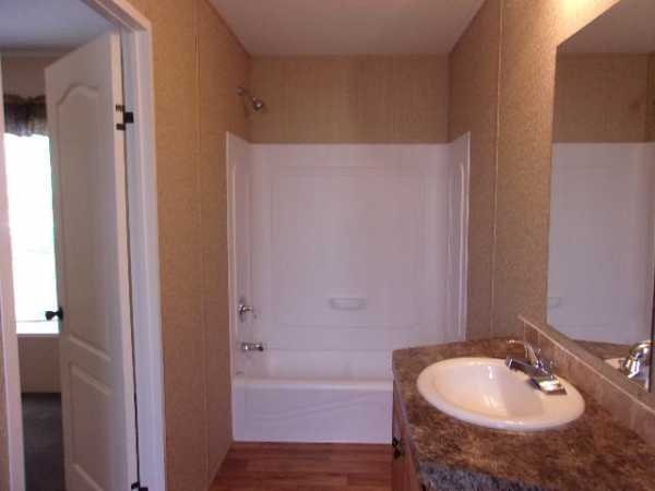 Greenbrier Village 7090 Greenbrier Village DriveLakeland, FL 33810