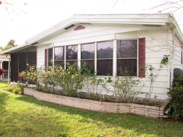Highland Village Mobile Home Park334 PridgeonLakeland, FL 33813