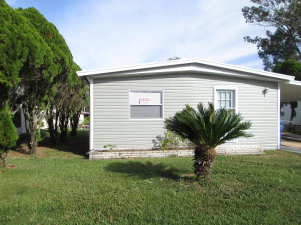 Highland Village Mobile Home Park124 Moller WayLakeland, FL 33813