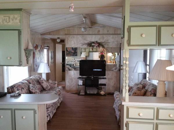 May Manor Mobile Home Park332 Lisa StreetLakeland, FL 33815