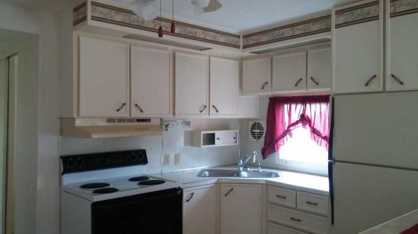 May Manor Mobile Home Park232 Pearl StreetLakeland, FL 33815
