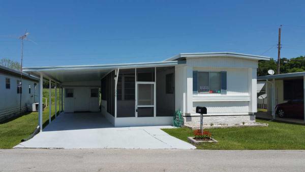 May Manor Mobile Home Park359 Lisa StreetLakeland, FL 33815