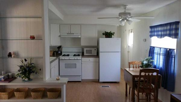May Manor Mobile Home Park359 Lisa StreetLakeland, FL 33815