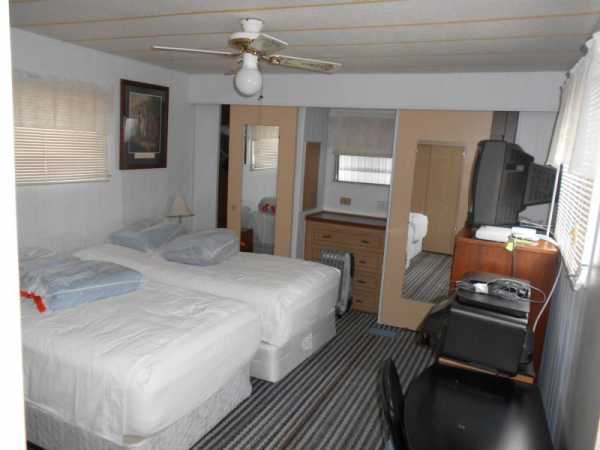 Sterling Mobile Home Park81 Lucile StreetLakeland, FL 33815