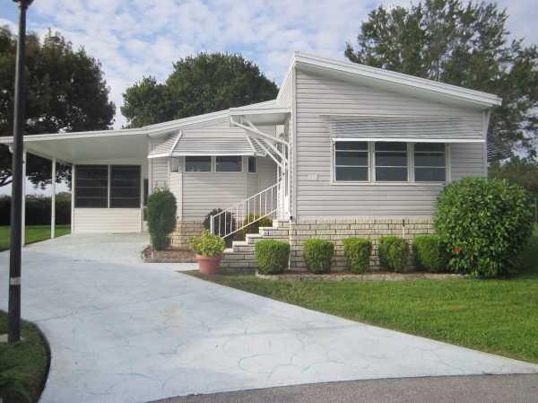 Lake Juliana260 Marianna DriveAuburndale, FL 33823