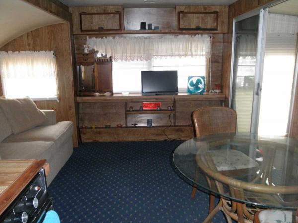 Central Leisure Lakes25 Coral LNAuburndale, FL 33823