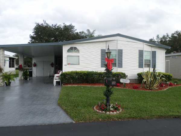 The Hamptons Golf and Country Club182 GOLF VIEW DRAuburndale, FL 33823
