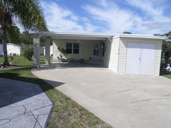 The Hamptons Golf and Country Club510 AZALEA BLOSSOM CT.Auburndale, FL 33823