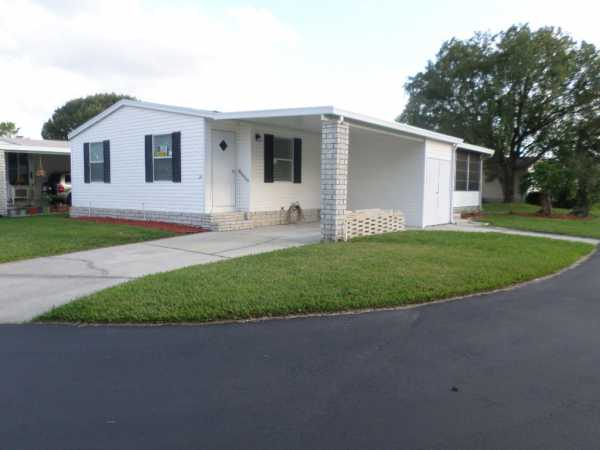 The Hamptons Golf and Country Club24 E HAMPTON DRAuburndale, FL 33823