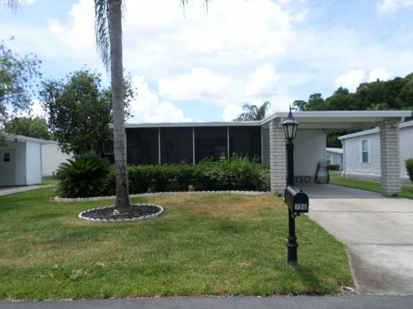 The Hamptons Golf and Country Club796 ROYAL FOREST DRAuburndale, FL 33823