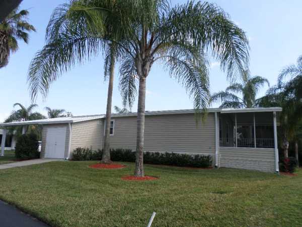 The Hamptons Golf and Country Club771 ACICIA BLOSSOM CTAuburndale, FL 33823
