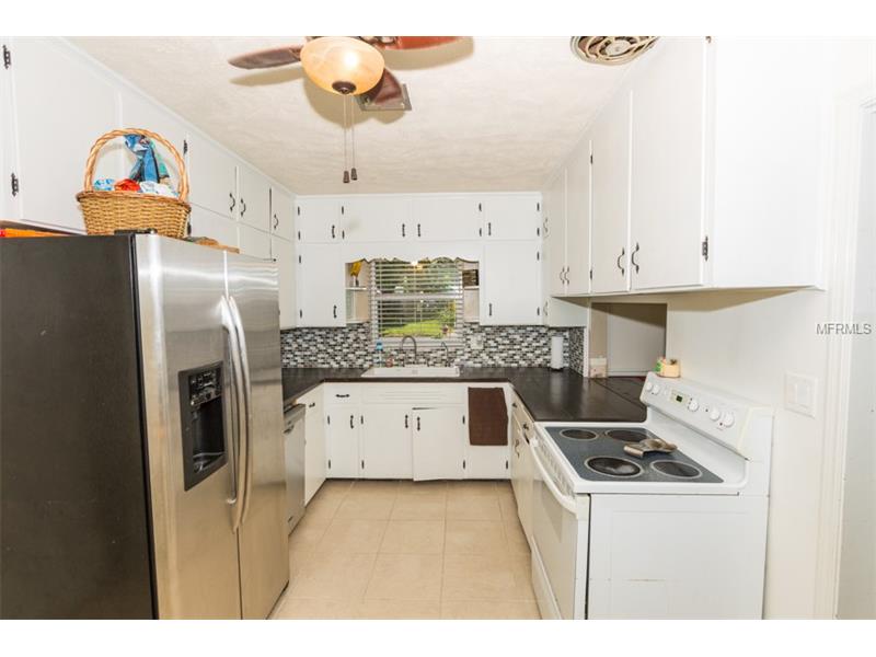 303 GRANADA ROAD, Auburndale, FL 33823