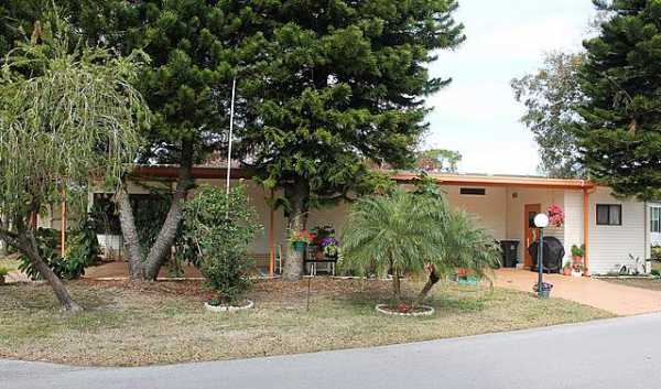 Crystal Lake Club2812 Country Club Dr.Avon Park, FL 33825
