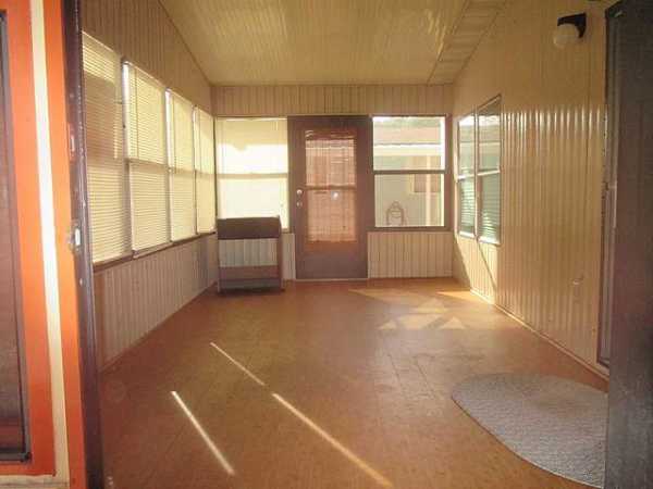 Lake Glenada Rv&Mobile Home Park 539 Sea Oats LnAvon Park, FL 33825