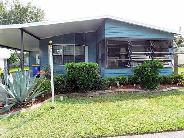 Crystal Lake Club420 E Hogan CirAvon Park, FL 33825