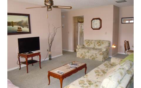 303 Grove Cir., Avon Park, FL 33825