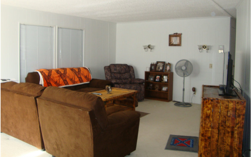 64 HOG RD, Avon Park, FL 33825