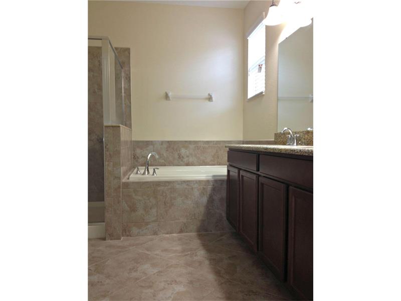 2288 GRANTHAM AVENUE, Davenport, FL 33837
