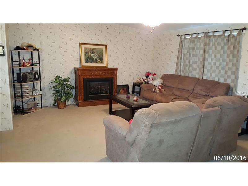 605 W LEMON ST, Davenport, FL 33837