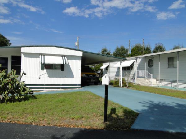 Dell Lake Village6 Greenhaven Rd EastDundee, FL 33838