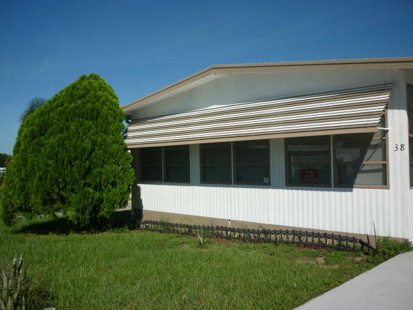 Dell Lake Village38 Rainbow Lane EastDundee, FL 33838