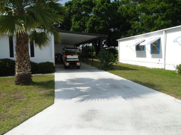 Dell Lake Village232 Greenhaven Rd WDundee, FL 33838