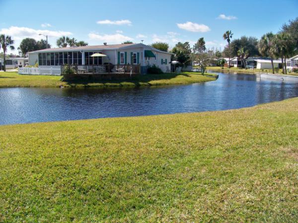 Royal Palm Village3000 US Hwy 17/92 W Lot #257Haines City, FL 33844