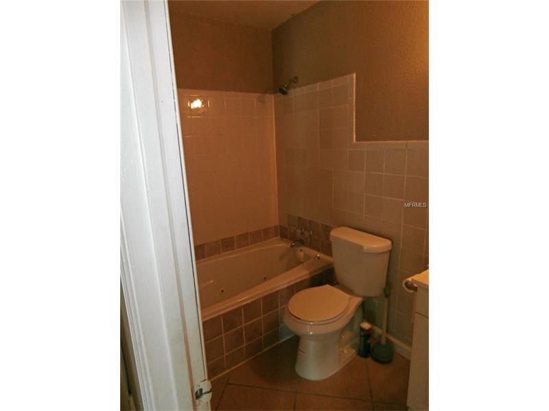 2401 WINGER AVENUE, Haines City, FL 33844