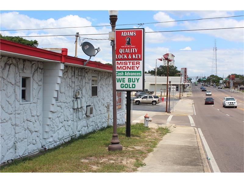 2 N 4TH STREET, Haines City, FL 33844