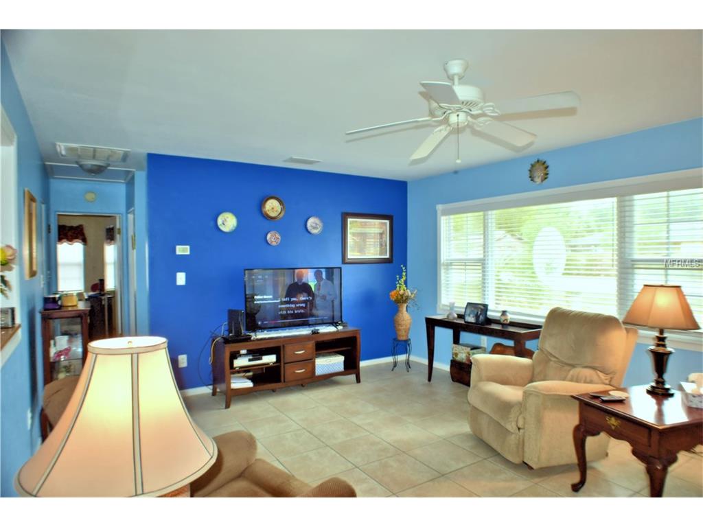 530 W Pierce St, Lake Alfred, FL 33850