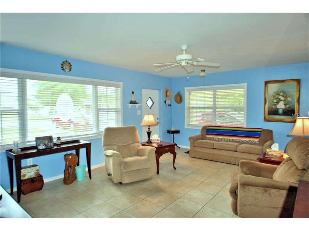 530 W Pierce St, Lake Alfred, FL 33850