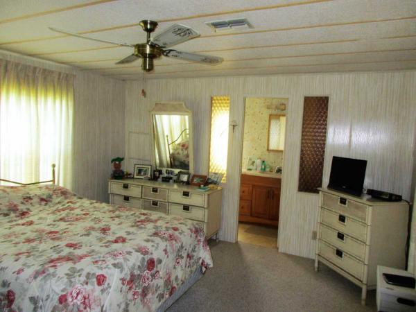 Woodland Lakes Mobile Home Community1901 U.S. HWT 17-92 lot 102Lake Alfred, FL 33850