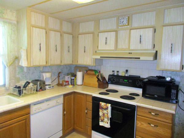 Woodland Lakes Mobile Home Community1901 U.S. HWT 17-92 lot 102Lake Alfred, FL 33850